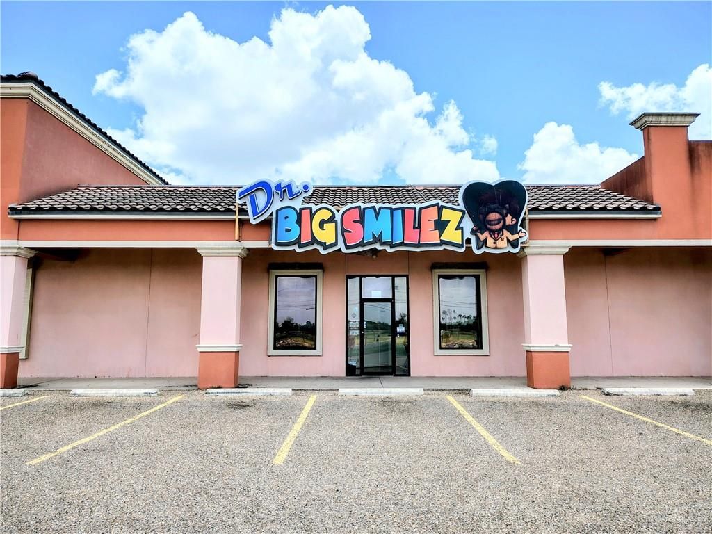 921 E Main Avenue 2, Mission, TX 78573