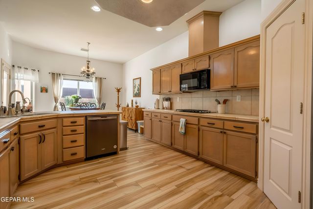 12676 Tierra Alzada Drive, El Paso, TX 79938