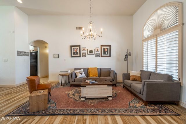 12676 Tierra Alzada Drive, El Paso, TX 79938