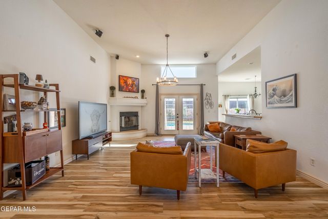 12676 Tierra Alzada Drive, El Paso, TX 79938