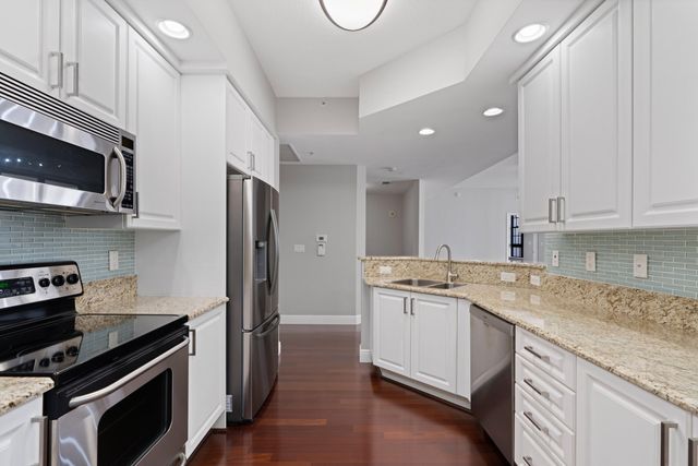 801 S OLIVE Avenue 1111, West Palm Beach, FL 33401