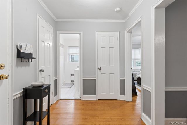43 N Forest Avenue A3, Rockville Centre, NY 11570