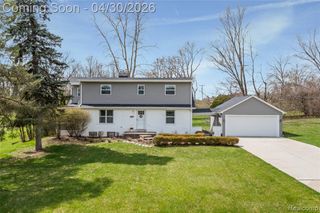 24903 Lois Lane, Southfield, MI 48075