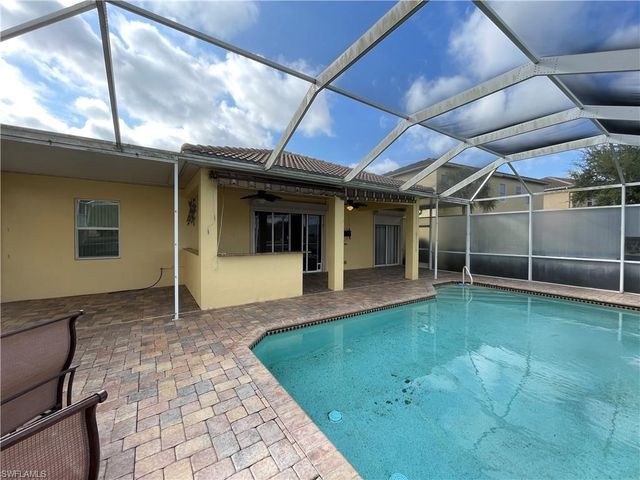 3023 Lake Manatee CT, Cape Coral, FL 33909
