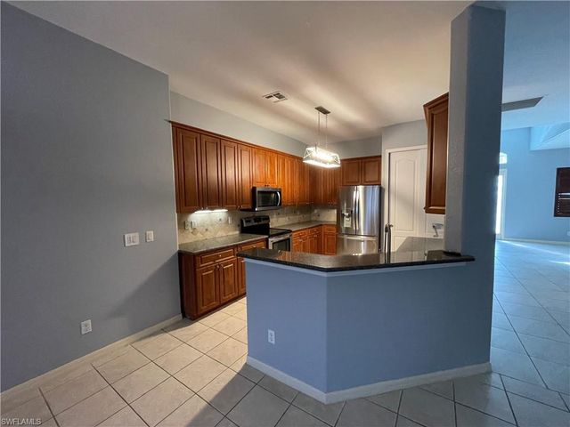 3023 Lake Manatee CT, Cape Coral, FL 33909