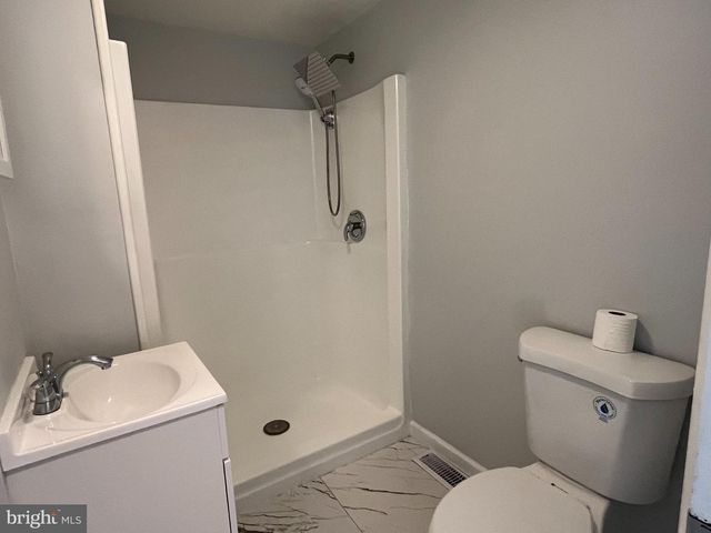58 E MONROE ST, Mount Holly, NJ 08060