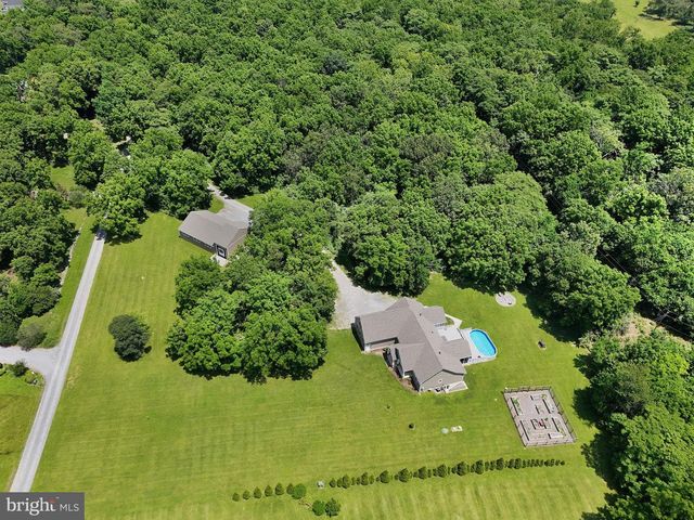 320 MINNIEWOOD LN, Berryville, VA 22611