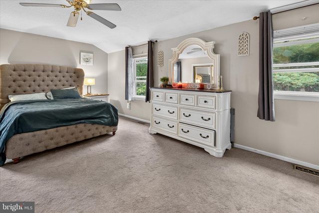 3045 MEREDITH PL, Bensalem, PA 19020