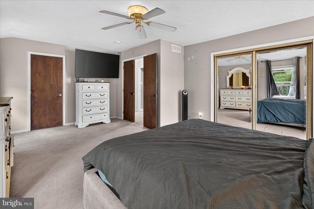 3045 MEREDITH PL, Bensalem, PA 19020