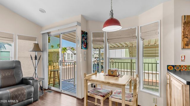 401 Hawks Eye Drive 401, Apache Junction, AZ 85119