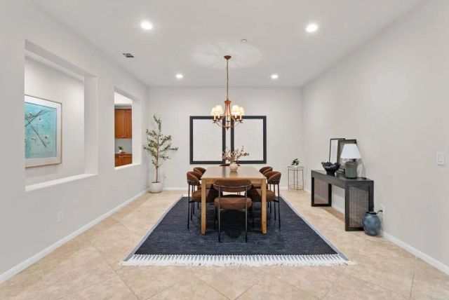 10570 Aspen, Escondido, CA 92026