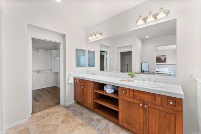 10570 Aspen, Escondido, CA 92026