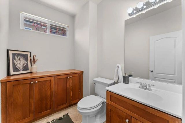10570 Aspen, Escondido, CA 92026