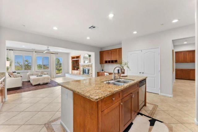 10570 Aspen, Escondido, CA 92026