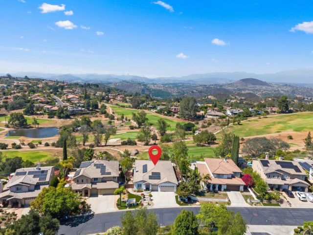 10570 Aspen, Escondido, CA 92026