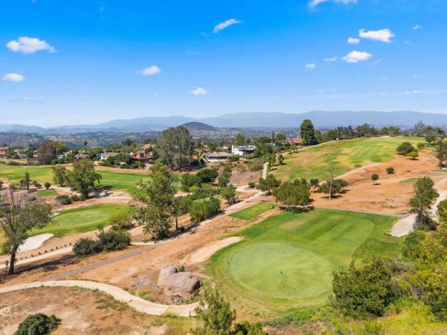 10570 Aspen, Escondido, CA 92026