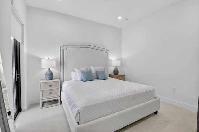 20370 Whistling Straits Way, Boca Raton, FL 33434