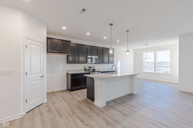 232 Hunters Ridge Drive, Danville, IN 46122