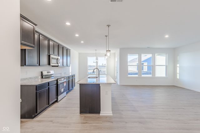 232 Hunters Ridge Drive, Danville, IN 46122