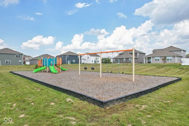 232 Hunters Ridge Drive, Danville, IN 46122