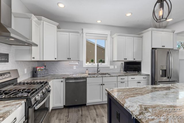 4122 Preserve Drive Ne, Plainfield Twp, MI 49306