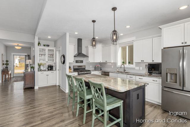 4122 Preserve Drive Ne, Plainfield Twp, MI 49306