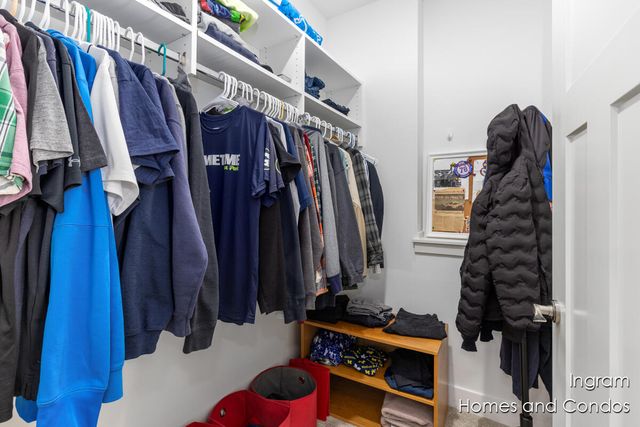 4122 Preserve Drive Ne, Plainfield Twp, MI 49306