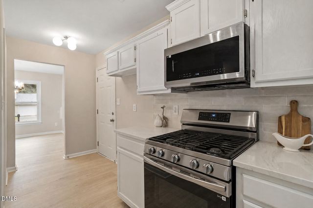 1414 Ravensthorpe Drive, Fuquay Varina, NC 27526