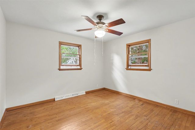 615 Fall Street, Spring Lake, MI 49456