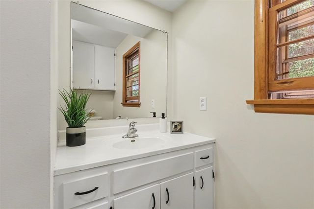615 Fall Street, Spring Lake, MI 49456