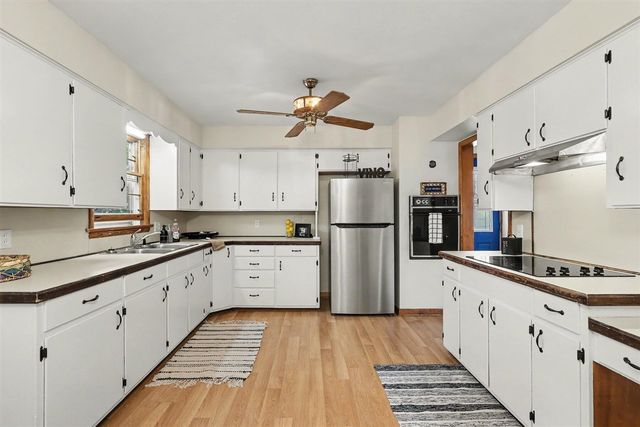 615 Fall Street, Spring Lake, MI 49456
