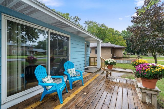 615 Fall Street, Spring Lake, MI 49456