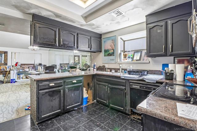2539 Galveston St, San Diego, CA 92110
