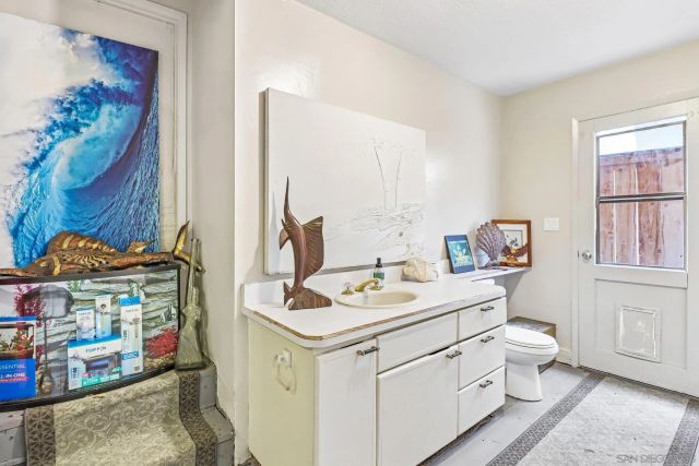 2539 Galveston St, San Diego, CA 92110