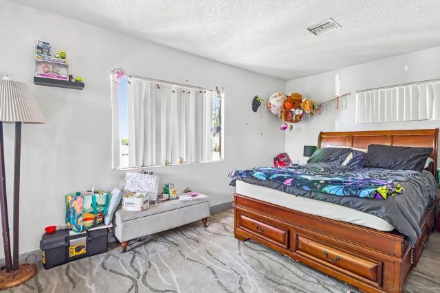 2539 Galveston St, San Diego, CA 92110