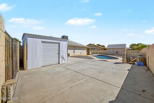 7720 W EARLL Drive, Phoenix, AZ 85033