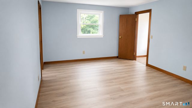 708 Howe Avenue 708, Shelton, CT 06484