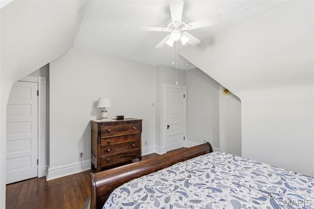 711 N 5th Street, St Charles, MO 63301