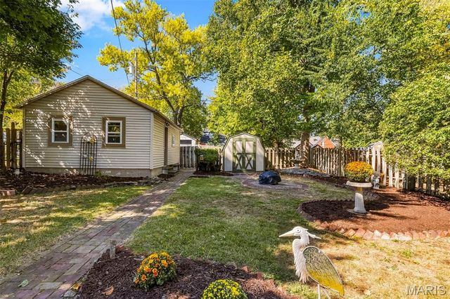 711 N 5th Street, St Charles, MO 63301