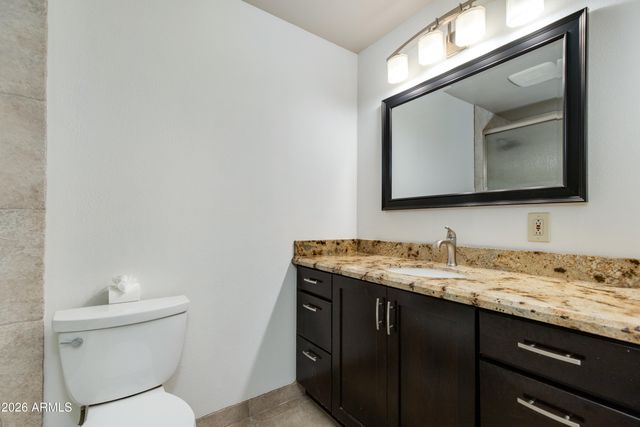 2801 E Mercer Lane, Phoenix, AZ 85028