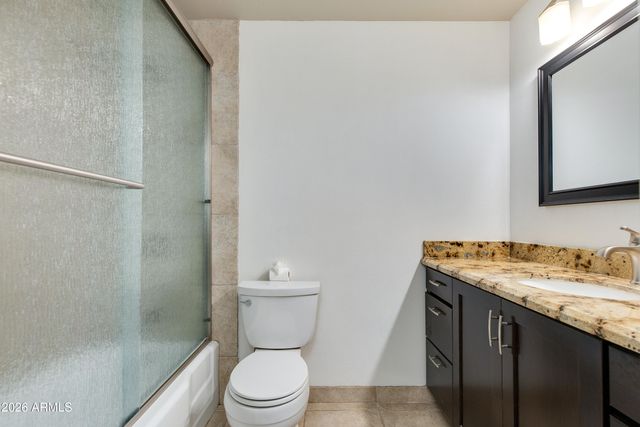 2801 E Mercer Lane, Phoenix, AZ 85028