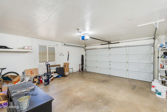 2801 E Mercer Lane, Phoenix, AZ 85028