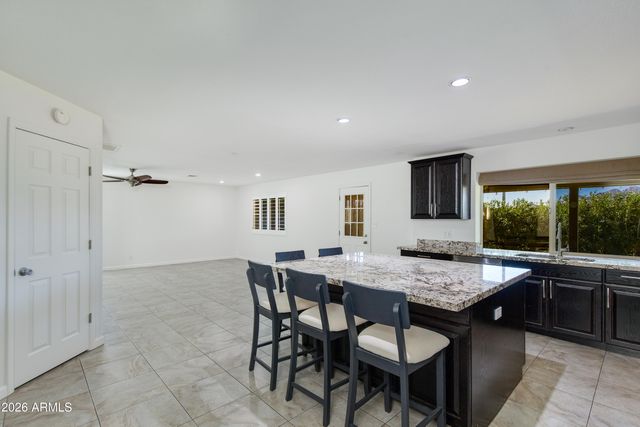 2801 E Mercer Lane, Phoenix, AZ 85028