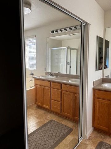 190 MARTIS VALLEY Cir, Sacramento, CA 95835