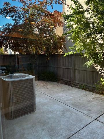 190 MARTIS VALLEY Cir, Sacramento, CA 95835