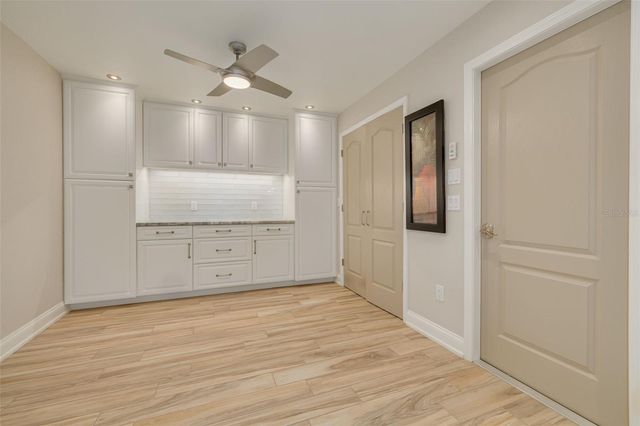 908 CARA DRIVE 908, Largo, FL 33771