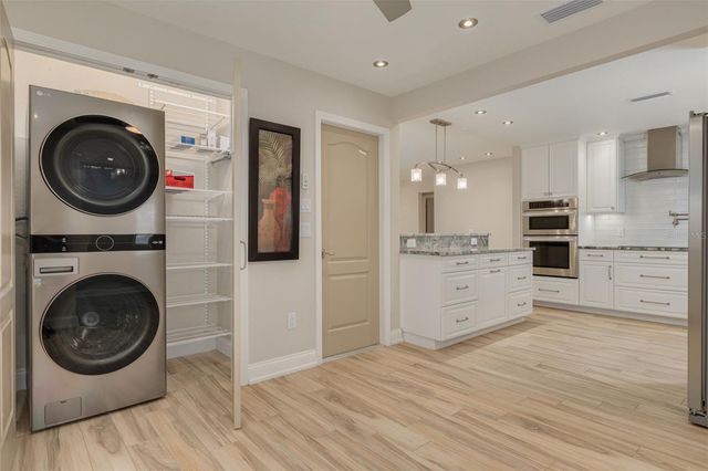908 CARA DRIVE 908, Largo, FL 33771