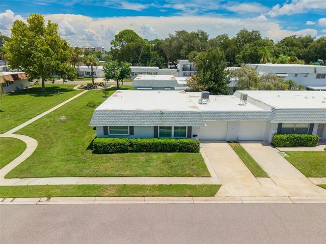 908 CARA DRIVE 908, Largo, FL 33771