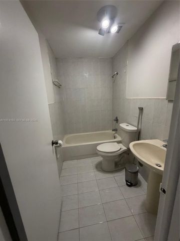 22301 SW 103rd Ave, Cutler Bay, FL 33190