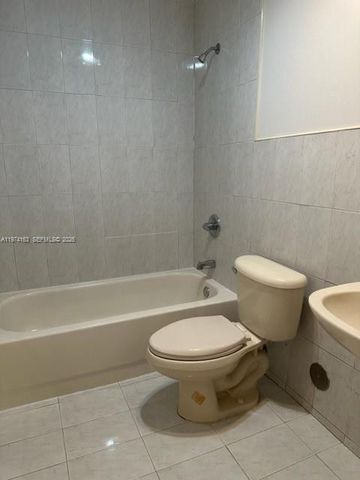 22301 SW 103rd Ave, Cutler Bay, FL 33190